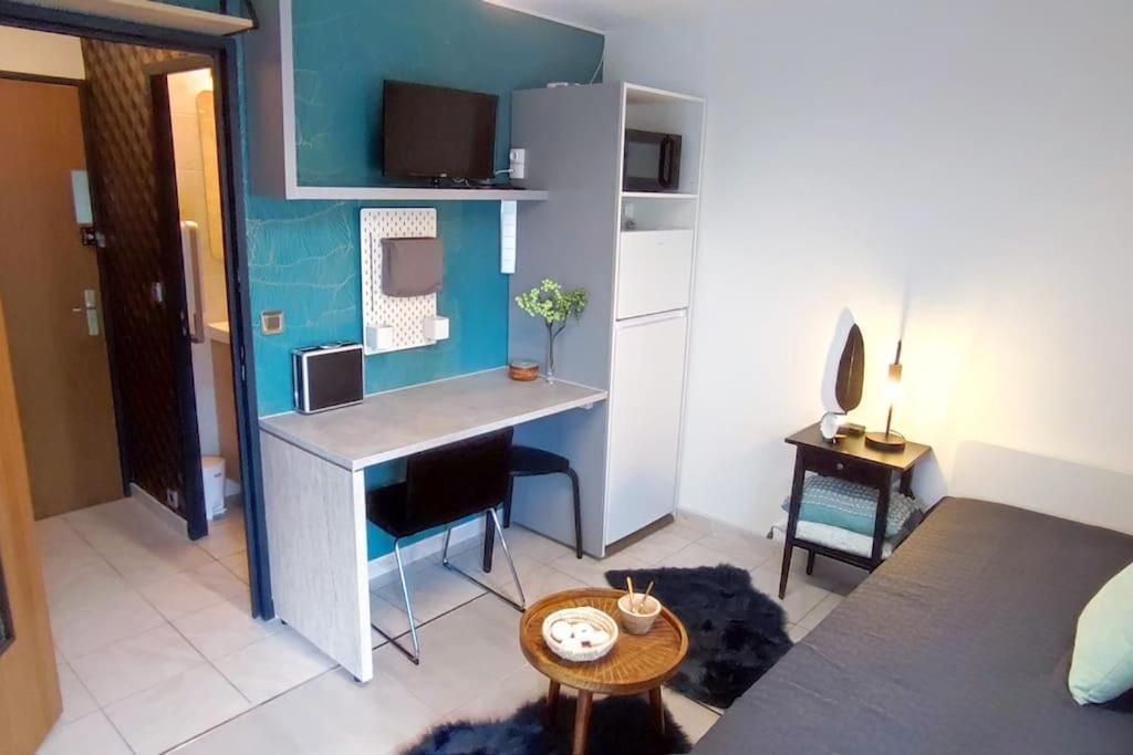 Michelet Studio Climatise Avec Balcon Et Parking Ferme Montpellier Kültér fotó
