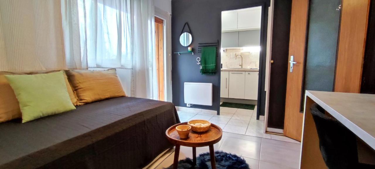 Michelet Studio Climatise Avec Balcon Et Parking Ferme Montpellier Kültér fotó